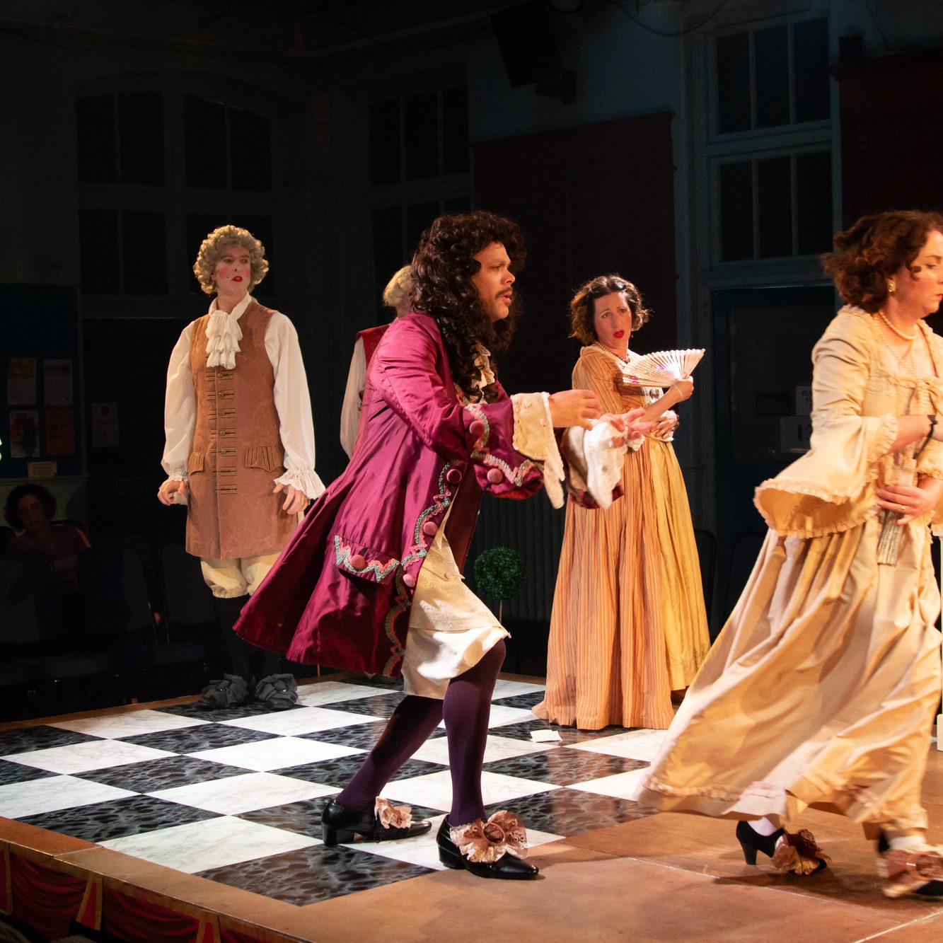Nell Gwynn Set Design
