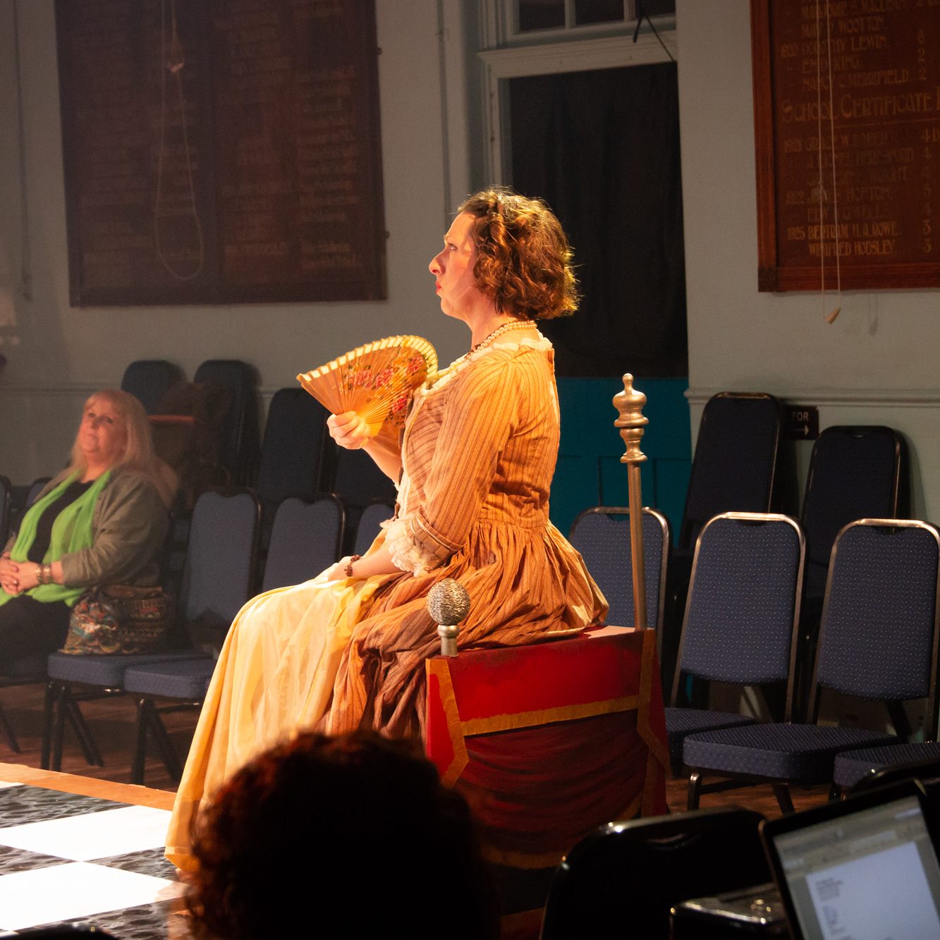 Nell Gwynn Set Design