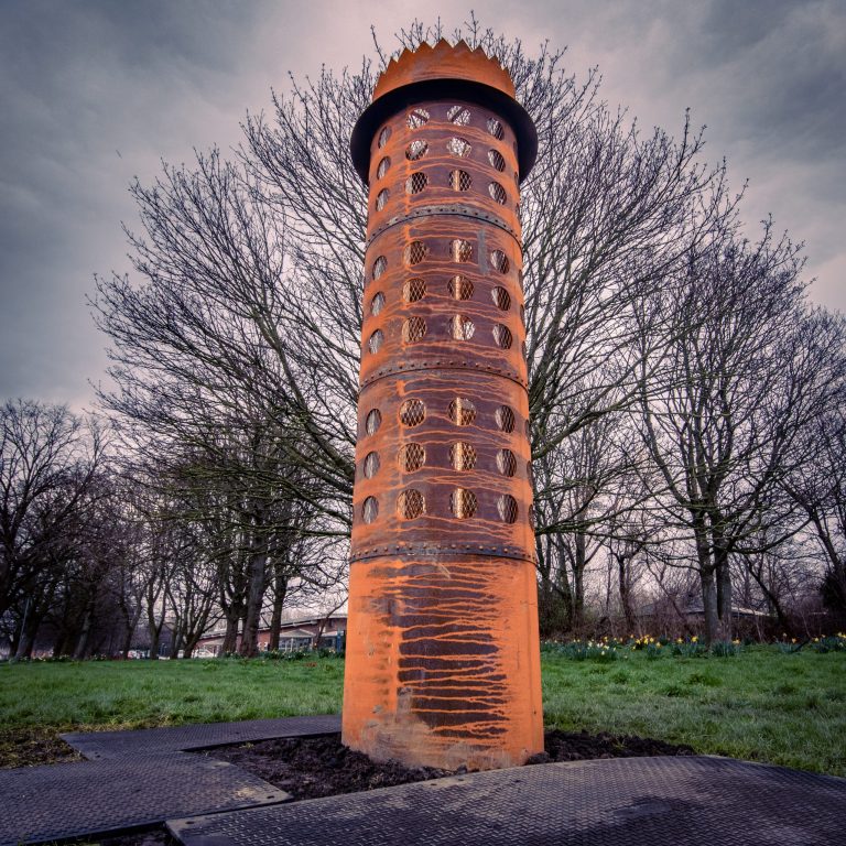 Geodie Lamp sculpture by Andy Mayers